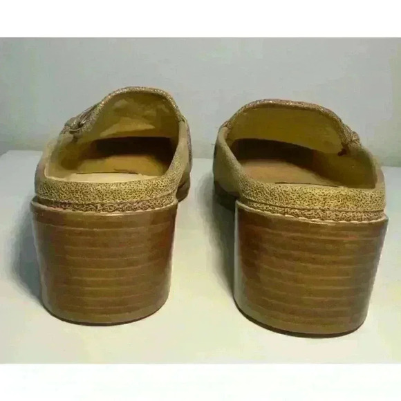 Stuart Weitzman Slide Women 7B Tan Beige Fabric Slip On Buckle Block Heel Spain - Picture 5 of 9